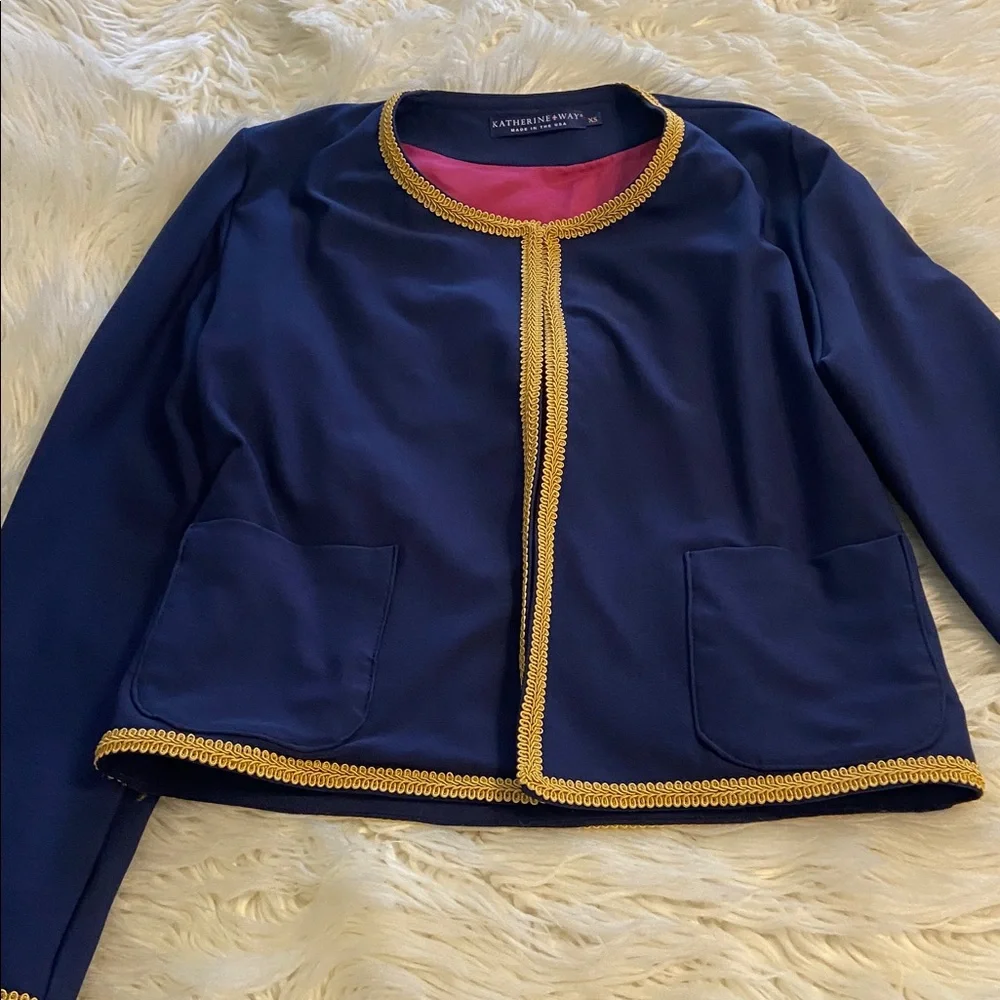 Katherine Way Women's Navy Jacket with Gold Trim made in USA length 20”bust 30” - Picture 8 of 8